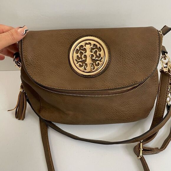 Unbranded|Soft Vegan Leather|Crossbody    - Picture 13 of 15